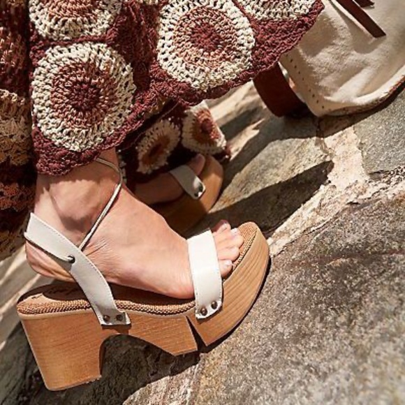 Free People Aurora Wrap Clogs--Worn Once - Picture 4 of 12